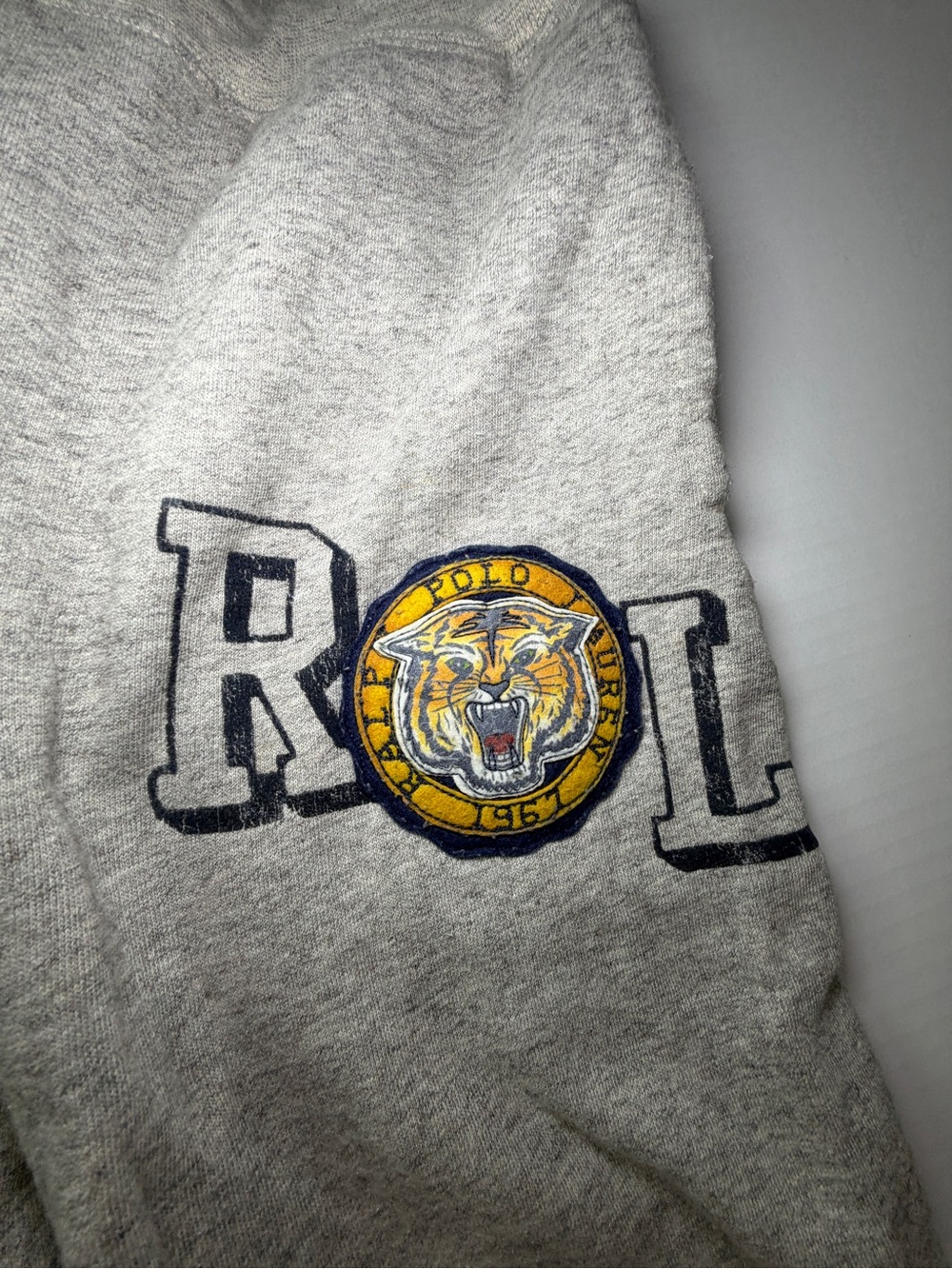 Polo by Ralph Lauren Light Gray Sweatpants with Tiger Crest fit women’s m-l - Picture 2 of 8